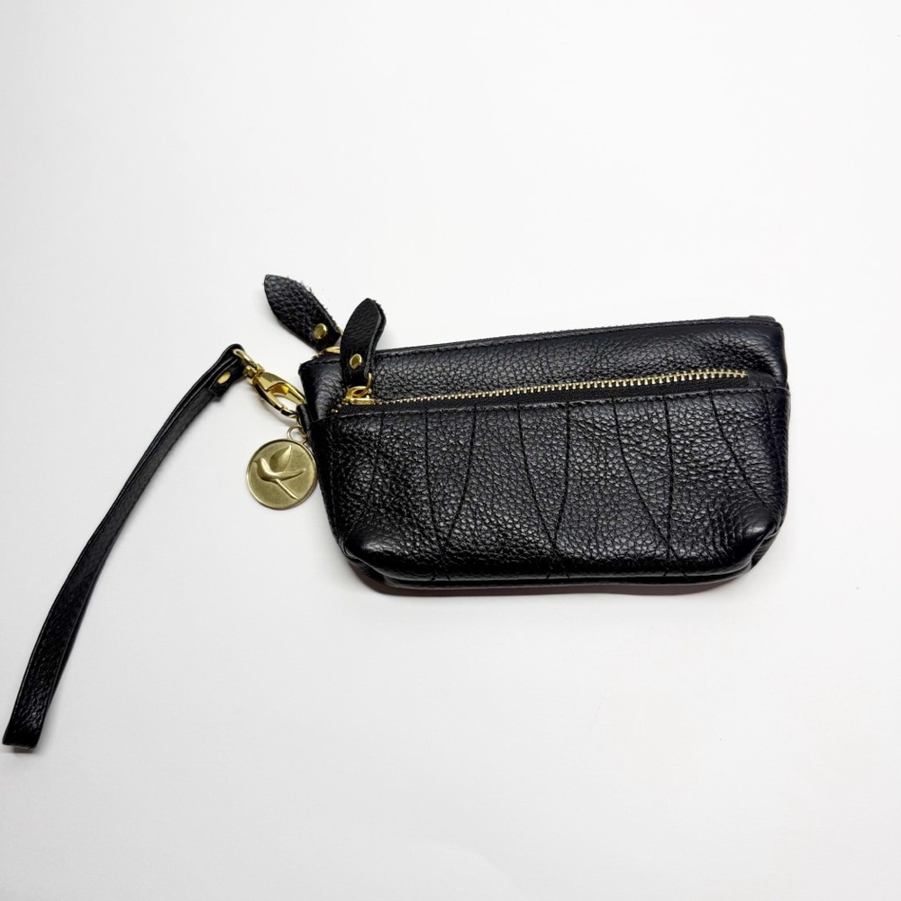 Rebecca Pebbled Leather Wristlet